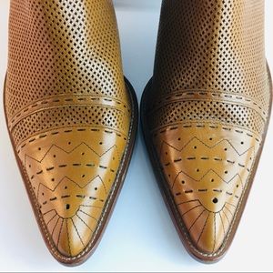 Duccio Del Duca Milano Leather Ankle Booties 40